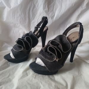 Wild Rose Shoes Heels Size 9 Denim